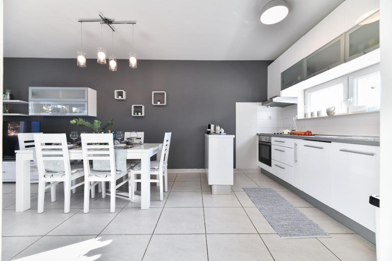 Deluxe Triplex Antea Villa Sukošan Kültér fotó